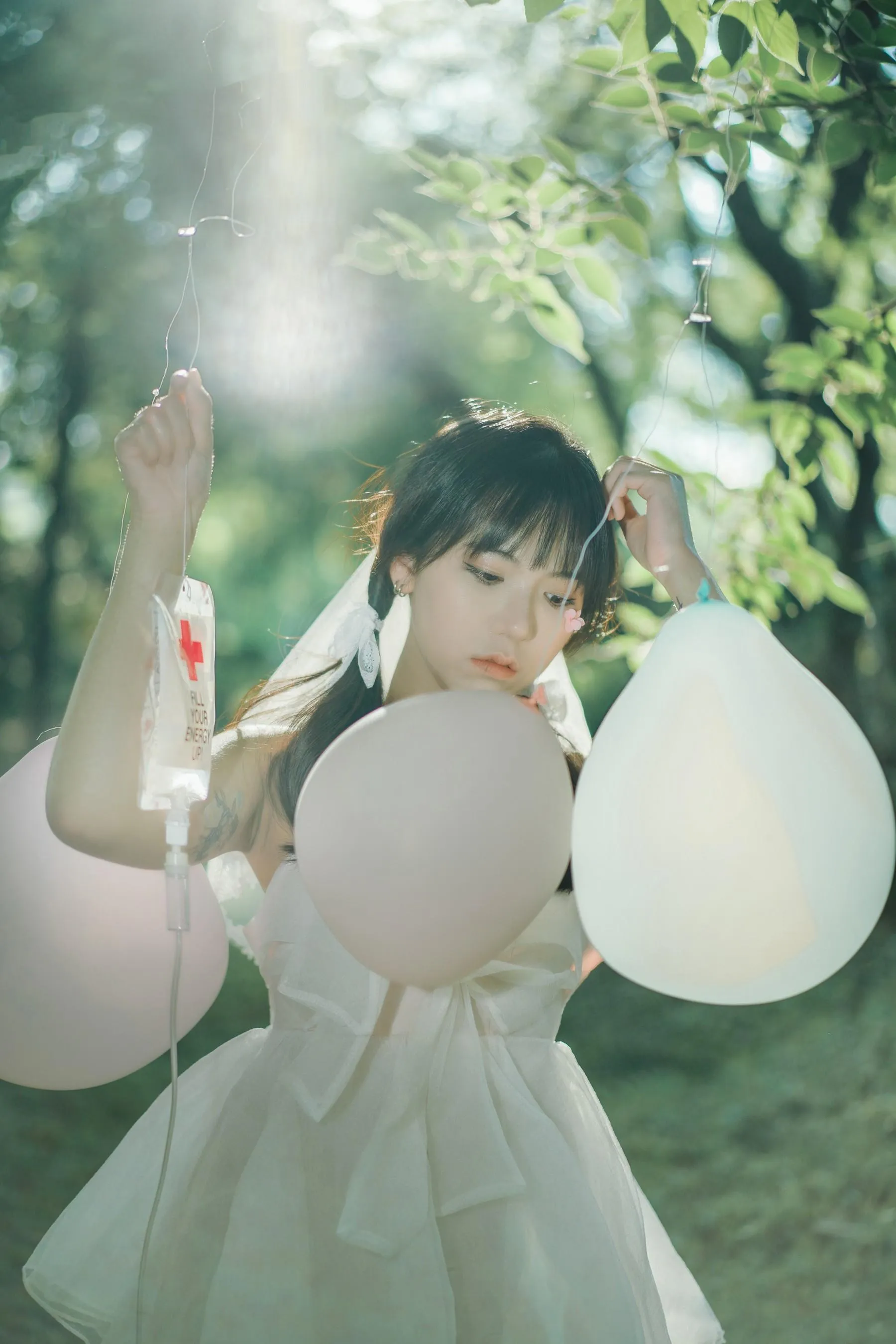 [艺图语] 2022.06.19 想你的液 依依 [25P]插图5